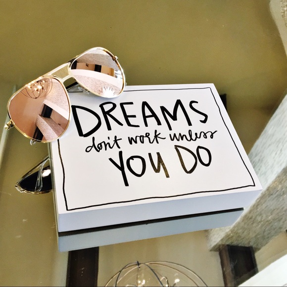 “Camilla” Celebrity Oversized Mirrored Aviators - Picture 4 of 4